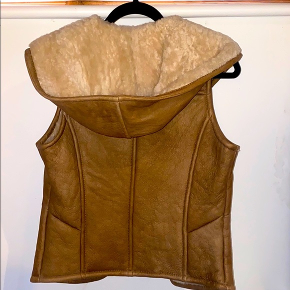 Ugg Shearling “Ventana” Hooded Vest - Picture 2 of 4